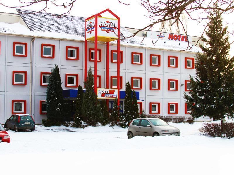 Drive Inn Hotel Törökbálint Exteriör bild
