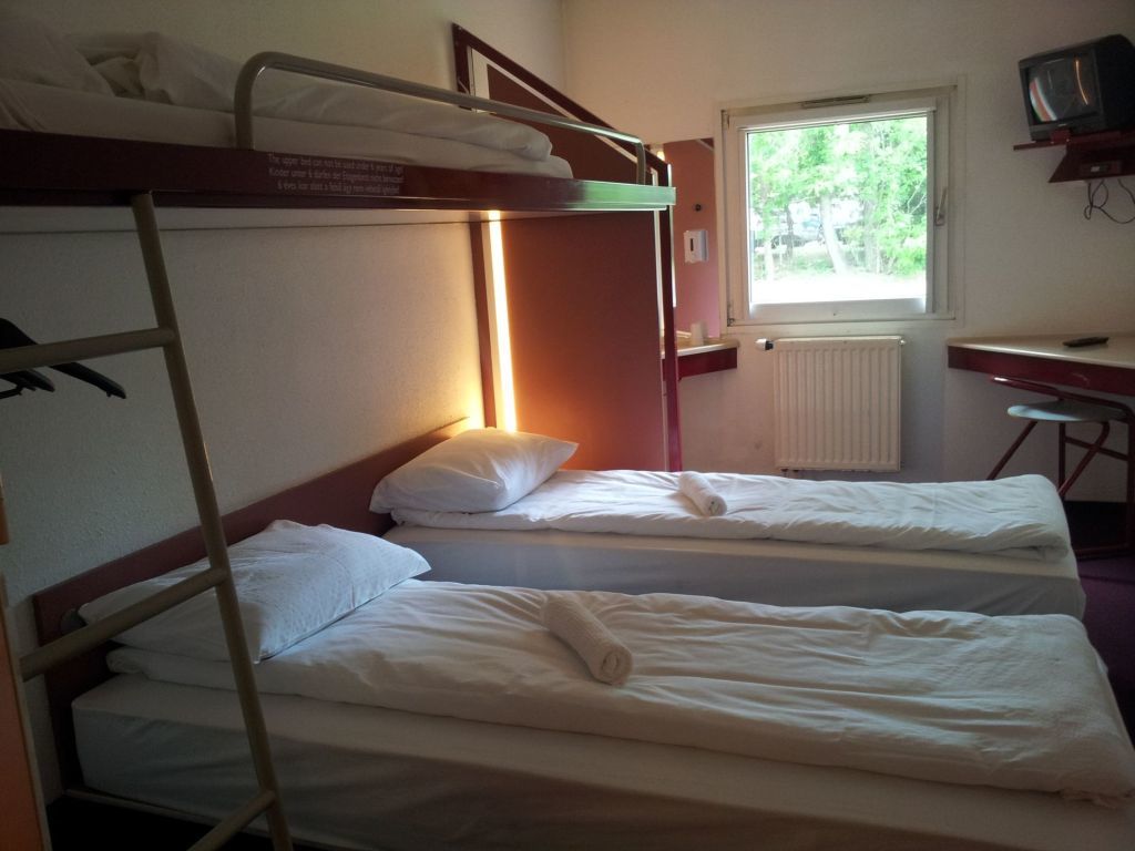Drive Inn Hotel Törökbálint Exteriör bild